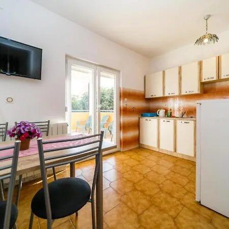 Bozena - Two Bedroom Krk Town