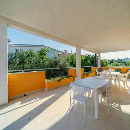 Bozena - Two Bedroom Krk Town
