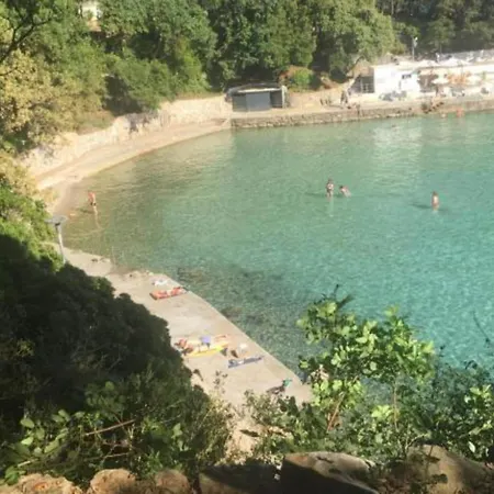 Bozena - Two Bedroom Apartment Krk Town