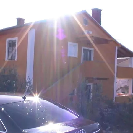 Bozena - Two Bedroom Apartment